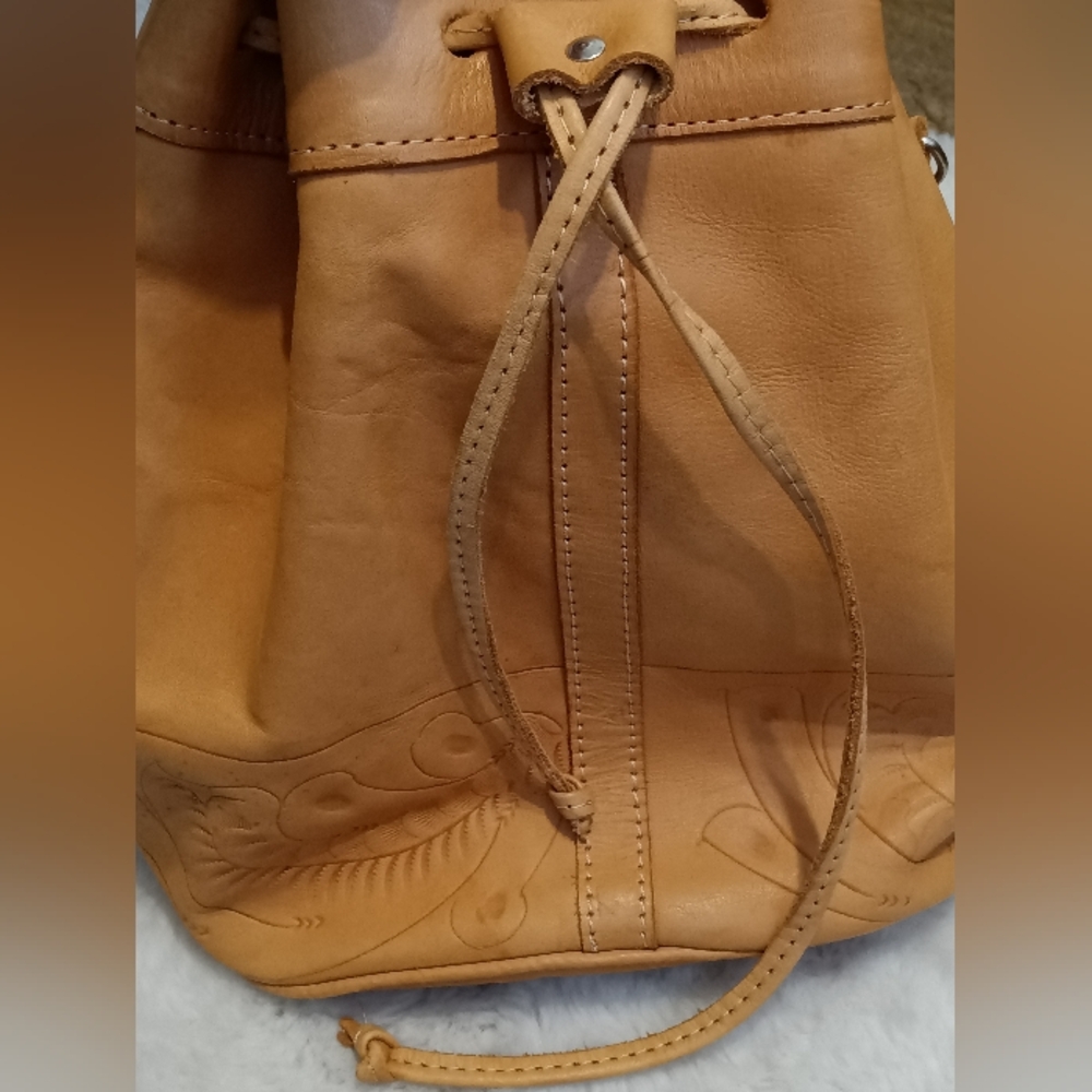 Force Ten Leather Bag - Picture 2 of 11